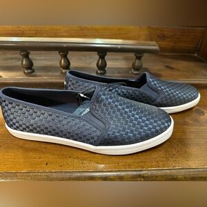 Náutica Women’s Blue Woven Slip-On Loafers